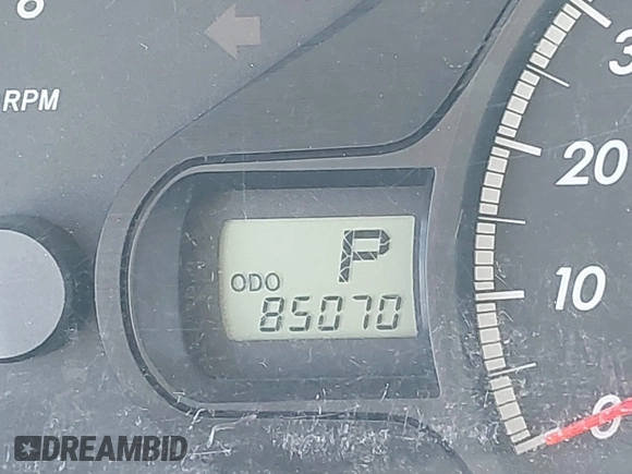 2013 Toyota Sienna L with VIN 5TDZK3DC1DS400675, listed as a IAAI auction lot 42053231 with 85,070 mi miles. Bid and sale history available at carsss.com. Image 15.