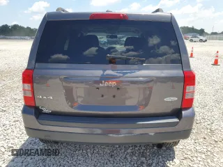 2015 Jeep Patriot High Altitude with VIN 1C4NJRFB1FD303869, listed as a Copart auction lot 63634105 with 109,687 mi miles and Clean title. Bid and sale history available at DreamBid. Image 6.