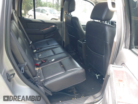 2008 Ford Explorer Limited с VIN 1FMEU75828UA32062, выставлен на аукционе IAAI как лот 42518271 с пробегом 352 328 миль миль и . История ставок и продаж доступна на DreamBid. Изображение 8.
