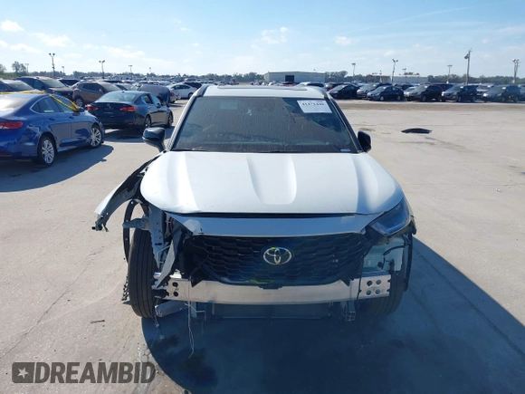2023 Toyota Highlander L with VIN 5TDKDRAH5PS024632, listed as a IAAI auction lot 41471446 with 20,477 mi miles and . Bid and sale history available at DreamBid. Image 12.