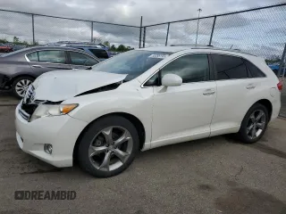 2010 Toyota Venza z VIN 4T3BK3BB6AU034170, wystawiony jako Copart lot #55086195 z przebiegiem 194 219 mil mil oraz Szkoda całkowita • Salvage title. Historia ofert i sprzedaży dostępna na DreamBid. Obrazek 1.
