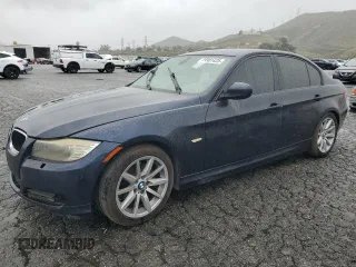 2009 BMW 3 Series 328i with VIN WBAPH53519A437392, listed as a Copart auction lot 49301435 with 132,684 mi miles and Salvage title. Bid and sale history available at DreamBid. Image 1.