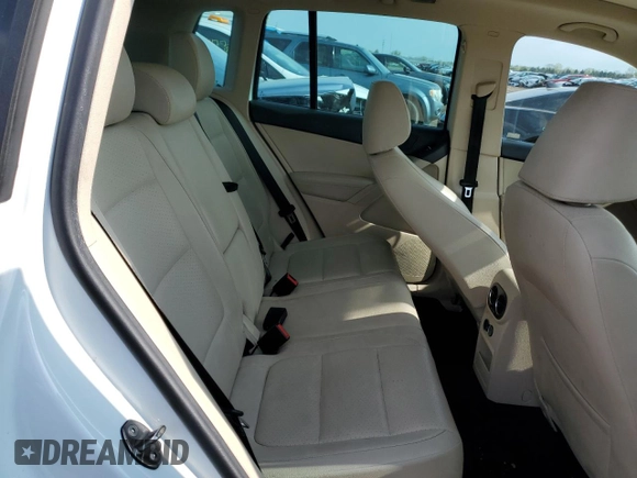 2016 Volkswagen Tiguan S with VIN WVGBV7AX7GW585550, listed as a Copart auction lot 54253155 with 91,827 mi miles and Salvage Title. Bid and sale history available at DreamBid. Image 11.