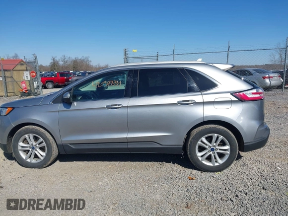 2020 Ford Edge SEL z VIN 2FMPK4J93LBB01318, wystawiony jako IAAI lot #42038334 z przebiegiem 73 435 mil mil oraz . Historia ofert i sprzedaży dostępna na DreamBid. Obrazek 14.