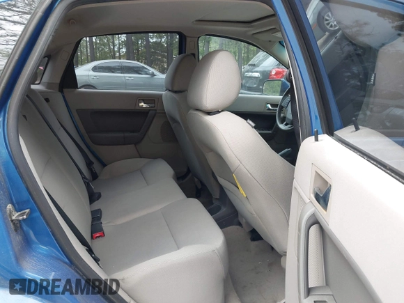 2010 Ford Focus SES with VIN 1FAHP3GN2AW160760, listed as a IAAI auction lot 42083448 with 128,528 mi miles and . Bid and sale history available at DreamBid. Image 8.