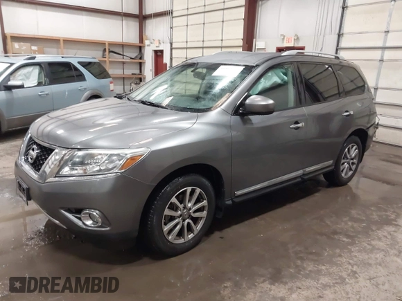 2015 Nissan Pathfinder SV with VIN 5N1AR2MM0FC662246, listed as a IAAI auction lot 41592969 with 156,382 mi miles and . Bid and sale history available at DreamBid. Image 17.