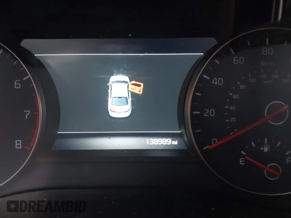 2017 Kia Cadenza Premium z VIN KNALC4J11H5093061, wystawiony jako IAAI lot #41650849 z przebiegiem 138 989 mil mil oraz . Historia ofert i sprzedaży dostępna na DreamBid. Obrazek 7.