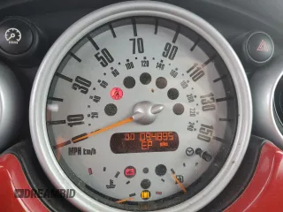 2005 MINI Convertible z VIN WMWRF33405TG11092, wystawiony jako Copart lot #84762004 z przebiegiem 94 895 mil mil oraz Szkoda całkowita • Salvage title. Historia ofert i sprzedaży dostępna na DreamBid. Obrazek 9.