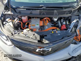 2020 Chevrolet Bolt EV Premier z VIN 1G1FZ6S07L4119587, wystawiony jako Copart lot #50548155 z przebiegiem 21 136 mil mil oraz Szkody całkowita. Historia ofert i sprzedaży dostępna na DreamBid. Obrazek 12.