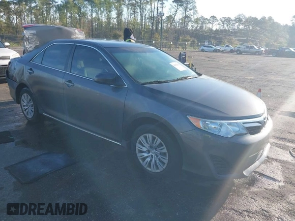 2014 Toyota Camry L with VIN 4T1BF1FK9EU467810, listed as a IAAI auction lot 41832292 with 178,115 mi miles. Bid and sale history available at carsss.com. Image 1.