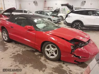 1997 Pontiac Firebird with VIN 2G2FS32K0V2225422, listed as a IAAI auction lot 41360837 with 1 mi miles. Bid and sale history available at carsss.com. Image 1.