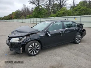 2015 Honda Accord Touring with VIN 1HGCR6F73FA013212, listed as a Copart auction lot 58341045 with 183,225 mi miles and Salvage title. Bid and sale history available at DreamBid. Image 1.