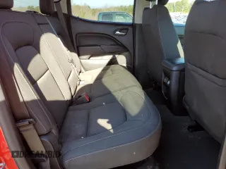 2019 GMC Canyon 2WD SLE with VIN 1GTG5CEN8K1232722, listed as a Copart auction lot 43404855 with 124,051 mi miles and Salvage Title. Bid and sale history available at carsss.com. Image 10.