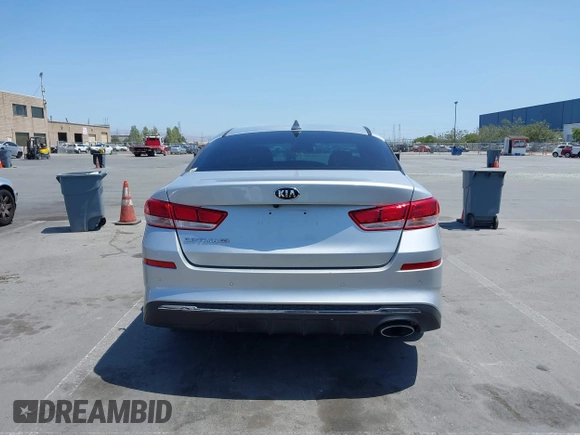 2019 Kia Optima LX z VIN 5XXGT4L34KG340899, wystawiony jako IAAI lot #42445116 z przebiegiem 118 188 mil mil oraz . Historia ofert i sprzedaży dostępna na DreamBid. Obrazek 16.