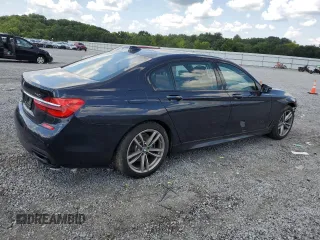 2019 BMW 7 Series 740i xDrive with VIN WBA7E4C50KGV70120, listed as a Copart auction lot 67268954 with 39,639 mi miles and Salvage Title. Bid and sale history available at DreamBid. Image 3.
