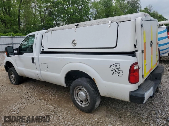 2013 Ford F-250 XL z VIN 1FTBF2B69DEB31067, wystawiony jako Copart lot #55297915 z przebiegiem 267 002 mil mil oraz Czysty tytuł • Clean title. Historia ofert i sprzedaży dostępna na DreamBid. Obrazek 2.