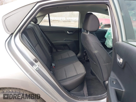 2023 Kia Rio LX z VIN 3KPA24AD7PE520723, wystawiony jako IAAI lot #41184281 z przebiegiem 11 971 mil mil oraz . Historia ofert i sprzedaży dostępna na DreamBid. Obrazek 8.