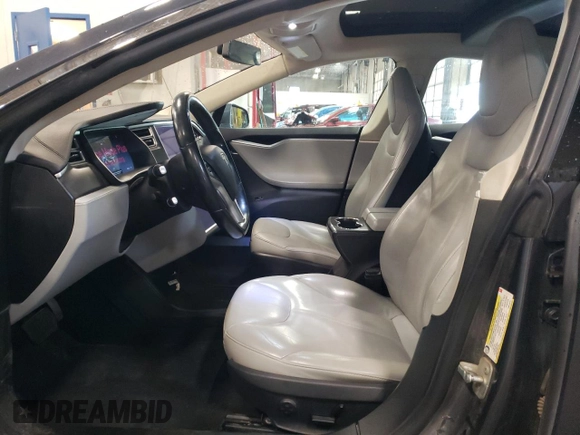 2014 Tesla Model S 60 with VIN 5YJSA1H14EFP53113, listed as a Copart auction lot 69430934 with 116,970 mi miles and Non repairable. Bid and sale history available at DreamBid. Image 7.
