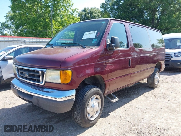 2007 Ford Econoline Passenger XL with VIN 1FMNE11L77DA75542, listed as a IAAI auction lot 42165432 with 63,821 mi miles. Bid and sale history available at carsss.com. Image 6.