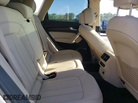 2021 Audi Q5 with VIN WA1AABFY4M2113383, listed as a Copart auction lot 49538844 with 19,462 mi miles and . Bid and sale history available at DreamBid. Image 11.
