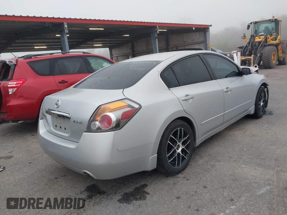 2012 Nissan Altima S z VIN 1N4AL2AP2CN535802, wystawiony jako IAAI lot #41878385 z przebiegiem 225 507 mil mil oraz . Historia ofert i sprzedaży dostępna na DreamBid. Obrazek 4.