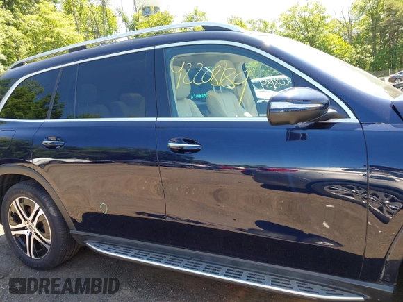 2022 Mercedes-Benz GLS 450 with VIN 4JGFF5KE1NA635210, listed as a IAAI auction lot 42369149 with 27,239 mi miles and . Bid and sale history available at DreamBid. Image 13.