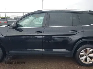 2018 Volkswagen Atlas SE с VIN 1V2CR2CA8JC566036, выставлен на аукционе IAAI как лот 42122613 с пробегом 89 691 миль миль и . История ставок и продаж доступна на DreamBid. Изображение 15.