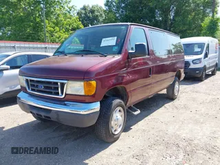 2007 Ford Econoline Passenger XL with VIN 1FMNE11L77DA75542, listed as a IAAI auction lot 42165432 with 63,821 mi miles. Bid and sale history available at carsss.com. Image 2.