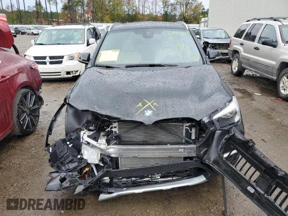 2019 BMW X1 sDrive28i with VIN WBXHU7C51K5N01527, listed as a Copart auction lot 69106262 with 32,657 mi miles. Bid and sale history available at carsss.com. Image 5.