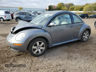 2006 Volkswagen New Beetle Coupe with VIN 3VWRR31CX6M405549, listed as a Copart auction lot 76160634 with 54,608 mi miles and Clean Title. Bid and sale history available at carsss.com. Image 1.