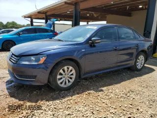 2014 Volkswagen Passat Wolfsburg Edition with VIN 1VWAT7A33EC075727, listed as a Copart auction lot 62745595 with 138,104 mi miles and Salvage title. Bid and sale history available at DreamBid. Image 1.