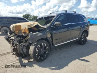 2023 Kia Telluride SX z VIN 5XYP54GC9PG328612, wystawiony jako Copart lot #62282635 z przebiegiem Nie podano mil oraz Nie do naprawy • Non repairable. Historia ofert i sprzedaży dostępna na DreamBid. Obrazek 1.