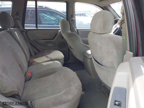 2001 Jeep Grand Cherokee Laredo with VIN 1J4GW48S51C739725, listed as a IAAI auction lot 41800431 with 220,396 mi miles. Bid and sale history available at carsss.com. Image 8.