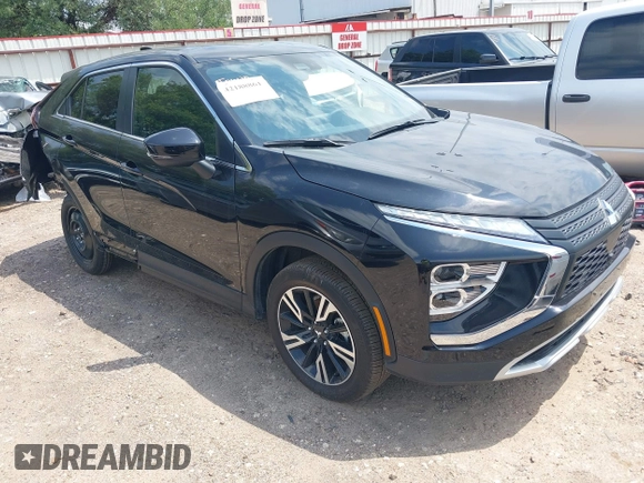 2025 Mitsubishi Eclipse Cross SE z VIN JA4ATWAA5SZ004141, wystawiony jako IAAI lot #42188861 z przebiegiem 7 481 mil mil oraz . Historia ofert i sprzedaży dostępna na DreamBid. Obrazek 1.