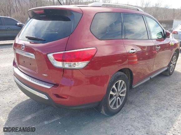 2015 Nissan Pathfinder Platinum with VIN 5N1AR2MM9FC661080, listed as a IAAI auction lot 41835390 with 122,999 mi miles. Bid and sale history available at carsss.com. Image 4.