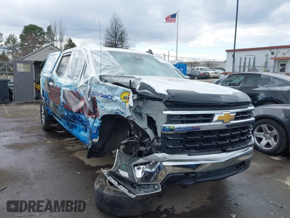 2022 Chevrolet Silverado 1500 LT with VIN 1GCUDDED1NZ524429, listed as a IAAI auction lot 41624306 with Not Provided miles and . Bid and sale history available at DreamBid. Image 1.