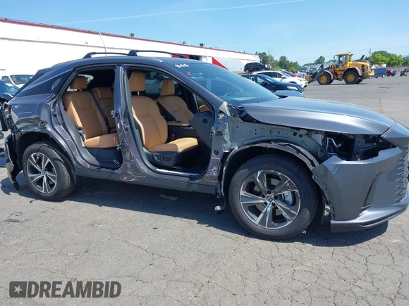 2024 Lexus RX 350 с VIN 2T2BAMCA9RC075313, выставлен на аукционе IAAI как лот 42152203 с пробегом 2 336 миль миль и . История ставок и продаж доступна на DreamBid. Изображение 6.