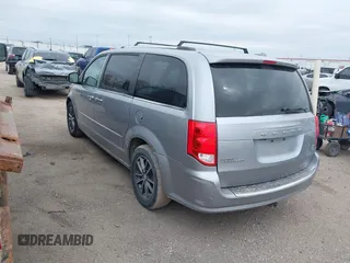 2017 Dodge Grand Caravan SXT with VIN 2C4RDGCG2HR842871, listed as a IAAI auction lot 42074716 with 174,227 mi miles and . Bid and sale history available at DreamBid. Image 3.