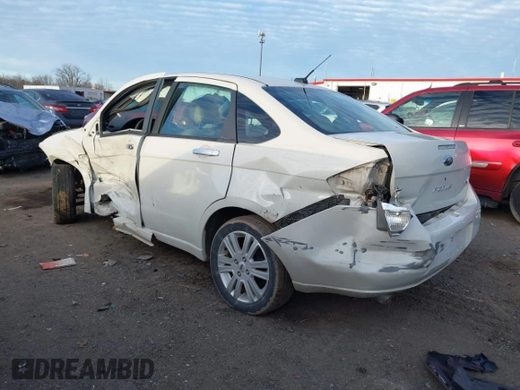 2009 Ford Focus SEL with VIN 1FAHP37N99W234073, listed as a IAAI auction lot 41141679 with 1 mi miles. Bid and sale history available at carsss.com. Image 3.