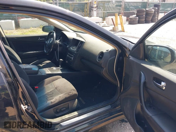 2013 Nissan Maxima SV with VIN 1N4AA5AP3DC832209, listed as a IAAI auction lot 42577780 with 193,203 mi miles and . Bid and sale history available at DreamBid. Image 5.