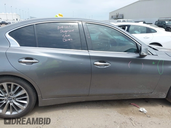 2018 Infiniti Q50 Luxe with VIN JN1EV7AP4JM591913, listed as a IAAI auction lot 42300643 with 85,183 mi miles and . Bid and sale history available at DreamBid. Image 14.