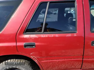 1997 Isuzu Rodeo z VIN 4S2CM58V0V4337626, wystawiony jako Copart lot #55491015 z przebiegiem 163 499 mil mil oraz Tytuł czysty. Historia ofert i sprzedaży dostępna na DreamBid. Obrazek 11.