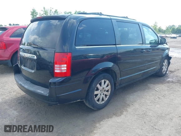 2008 Chrysler Town & Country Touring с VIN 2A8HR54P38R133357, выставлен на аукционе IAAI как лот 42514872 с пробегом 159 240 миль миль и . История ставок и продаж доступна на DreamBid. Изображение 4.