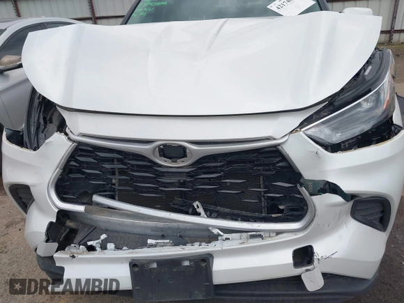 2022 Toyota Highlander L with VIN 5TDCZRAH0NS553876, listed as a IAAI auction lot 42174676 with 49,303 mi miles and . Bid and sale history available at DreamBid. Image 11.
