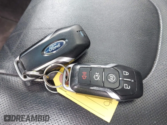 2015 Ford Edge Titanium with VIN 2FMPK4K81FBB77114, listed as a IAAI auction lot 41889975 with 106,282 mi miles. Bid and sale history available at carsss.com. Image 11.