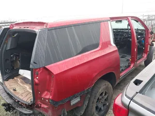 2021 Chevrolet Suburban LT z VIN 1GNSCCKD8MR138864, wystawiony jako IAAI lot #41296984 z przebiegiem Nie podano mil oraz . Historia ofert i sprzedaży dostępna na DreamBid. Obrazek 4.