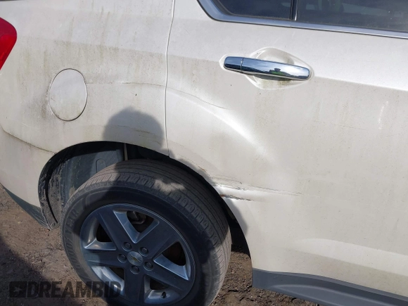 2014 Chevrolet Equinox LTZ with VIN 1GNALDEK3EZ121421, listed as a IAAI auction lot 41833083 with 174,846 mi miles. Bid and sale history available at carsss.com. Image 19.