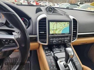 2016 Porsche Cayenne S E-Hybrid with VIN WP1AE2A23GLA63912, listed as a Copart auction lot 49523665 with 114,237 mi miles and Clean title. Bid and sale history available at DreamBid. Image 7.