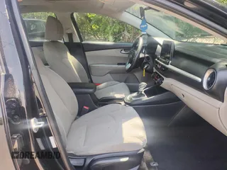 2019 Kia Forte LXS with VIN 3KPF24AD5KE103552, listed as a Copart auction lot 63877835 with 112,317 mi miles and Clean title. Bid and sale history available at DreamBid. Image 5.