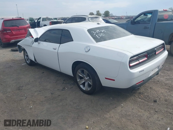 2017 Dodge Challenger SXT Plus z VIN 2C3CDZAG5HH658149, wystawiony jako IAAI lot #41876762 z przebiegiem 128 126 mil mil oraz . Historia ofert i sprzedaży dostępna na DreamBid. Obrazek 3.